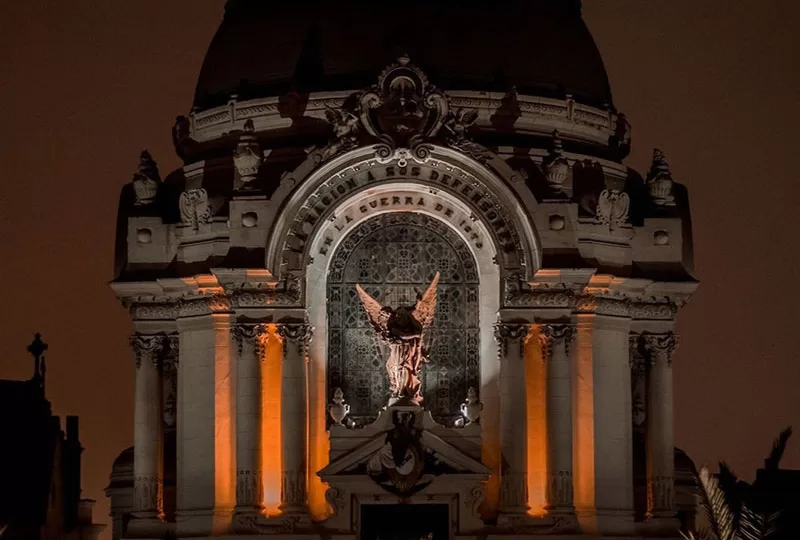 Cementerio Presbítero Maestro